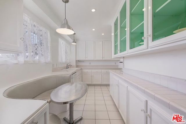 951 16th Street 3, Santa Monica, CA 90403