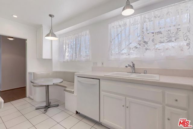 951 16th Street 3, Santa Monica, CA 90403