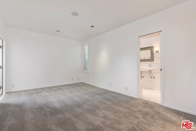 951 16th Street 3, Santa Monica, CA 90403