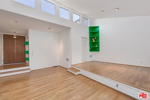 951 16th Street 3, Santa Monica, CA 90403