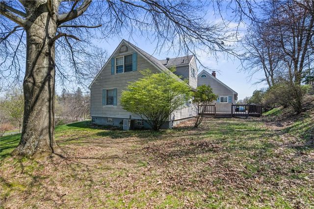 1242 La Belle Vue Rd, Allegheny Twp, PA 15690