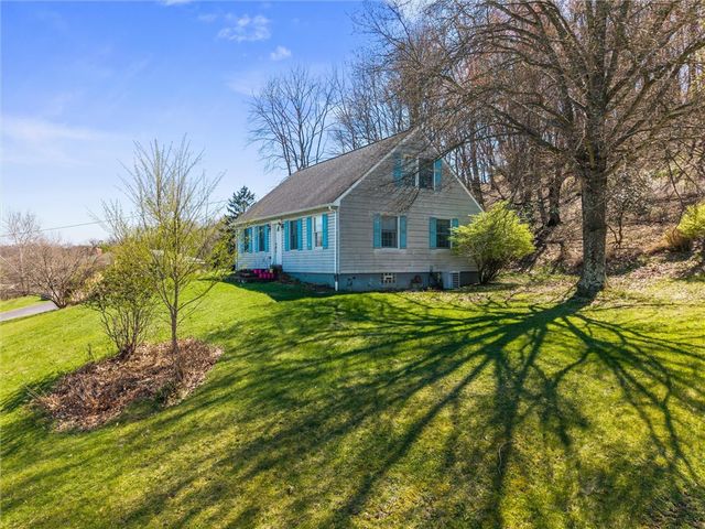 1242 La Belle Vue Rd, Allegheny Twp, PA 15690