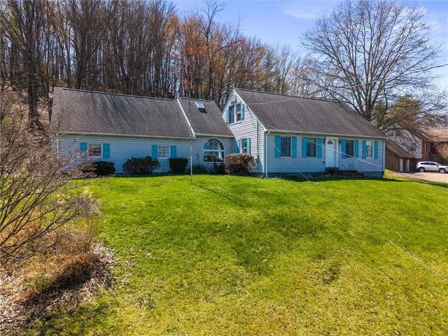 1242 La Belle Vue Rd, Allegheny Twp, PA 15690