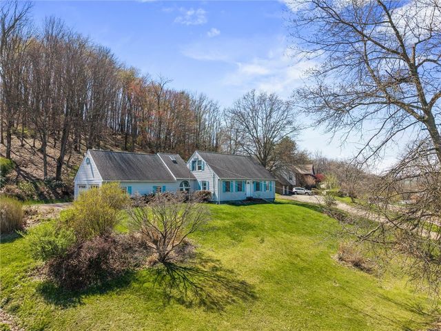 1242 La Belle Vue Rd, Allegheny Twp, PA 15690