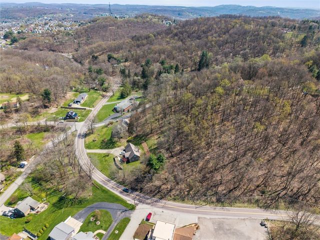 1242 La Belle Vue Rd, Allegheny Twp, PA 15690