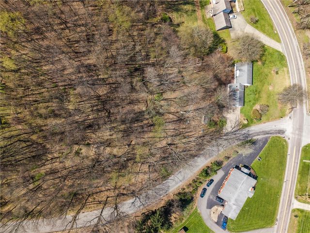 1242 La Belle Vue Rd, Allegheny Twp, PA 15690