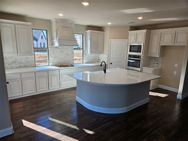 128 Red Fox Trail, Godley, TX 76044