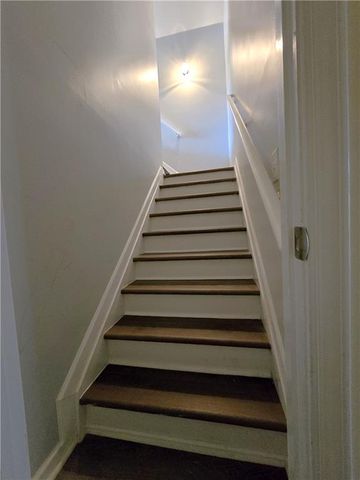 4060 Crescent Walk Lane, Suwanee, GA 30024