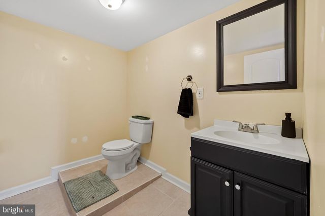 8201 OLD HARFORD, Parkville, MD 21234