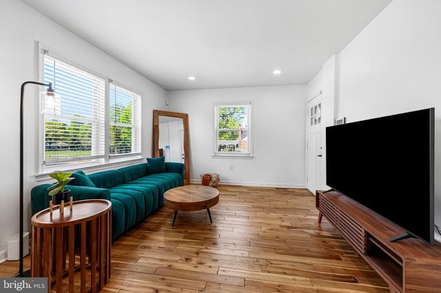 8201 OLD HARFORD, Parkville, MD 21234