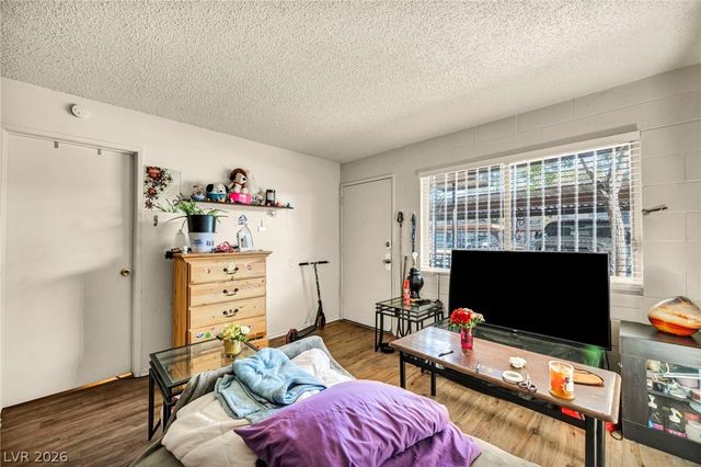 3719 Hazelwood Street 16, Las Vegas, NV 89119