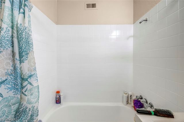 3719 Hazelwood Street 16, Las Vegas, NV 89119