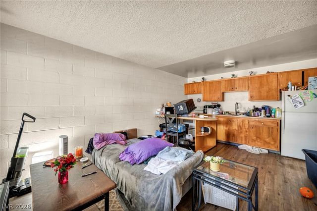 3719 Hazelwood Street 16, Las Vegas, NV 89119