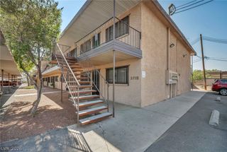 3719 Hazelwood Street 16, Las Vegas, NV 89119