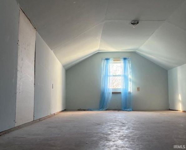 3001 Lynch Road, Evansville, IN 47711