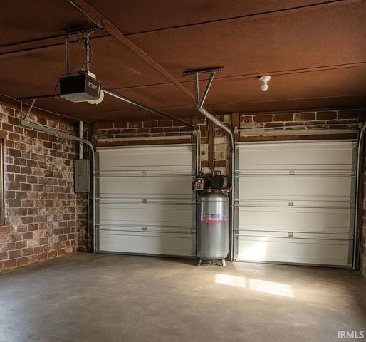 3001 Lynch Road, Evansville, IN 47711