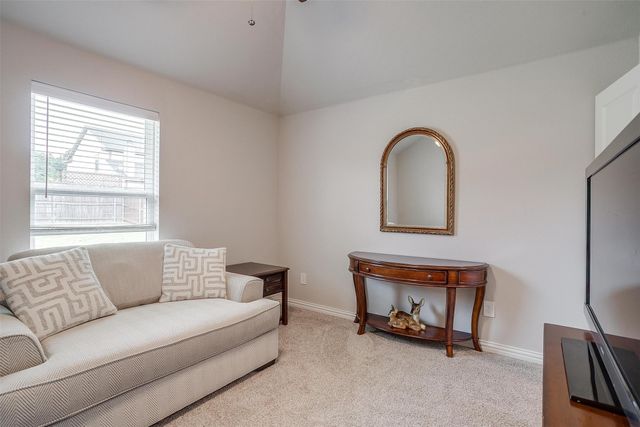 812 Porcupine Drive, Springtown, TX 76082