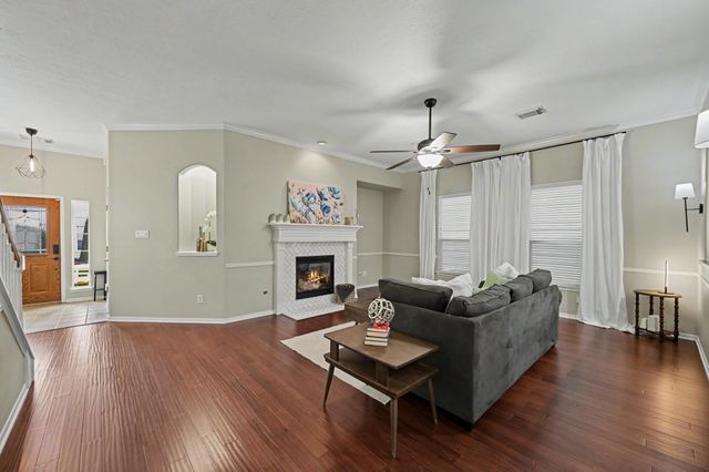 2630 Shady Acres Court, Houston, TX 77008