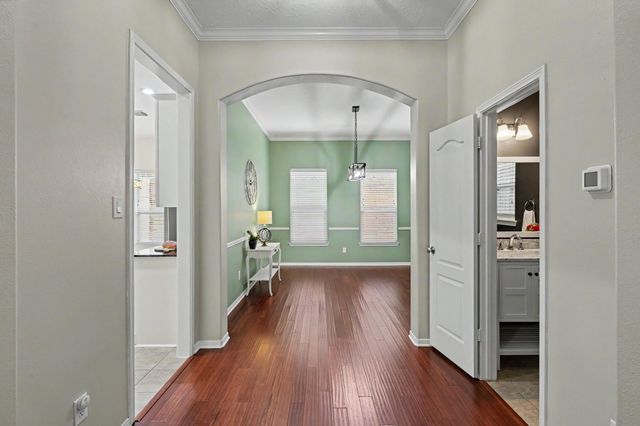 2630 Shady Acres Court, Houston, TX 77008