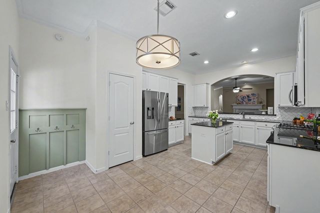 2630 Shady Acres Court, Houston, TX 77008