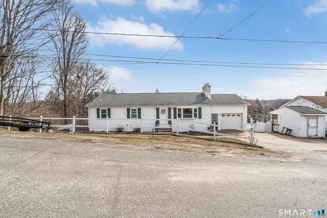 82 Twining Avenue, Waterbury, CT 06705