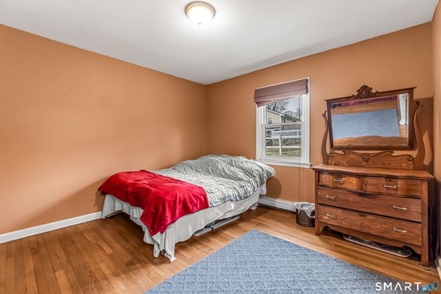 82 Twining Avenue, Waterbury, CT 06705