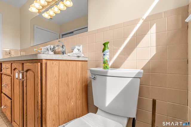 82 Twining Avenue, Waterbury, CT 06705