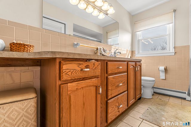 82 Twining Avenue, Waterbury, CT 06705