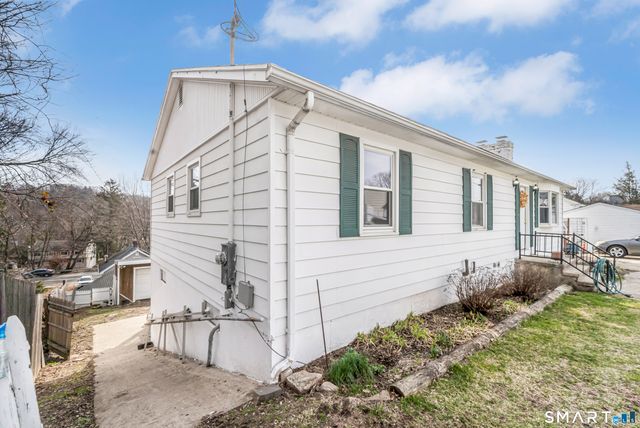 82 Twining Avenue, Waterbury, CT 06705