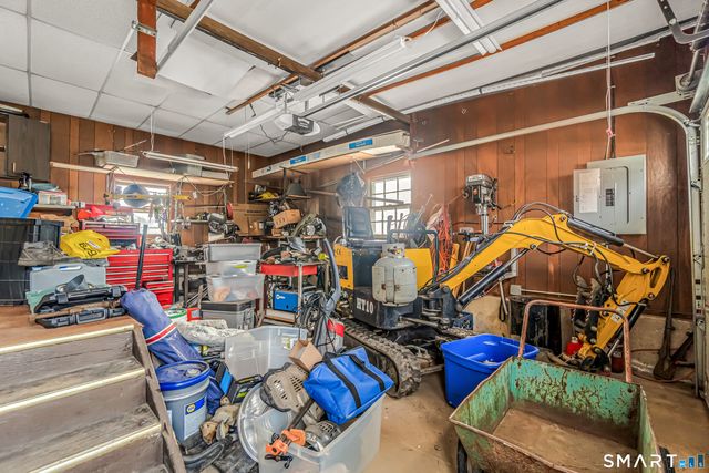 82 Twining Avenue, Waterbury, CT 06705