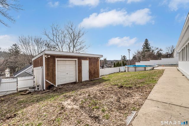 82 Twining Avenue, Waterbury, CT 06705