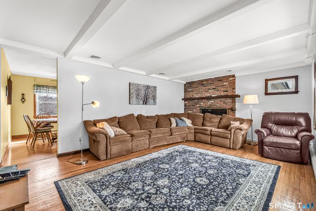 82 Twining Avenue, Waterbury, CT 06705