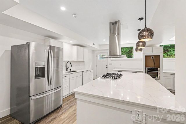 6201 Cory Bret Lane, Charlotte, NC 28278