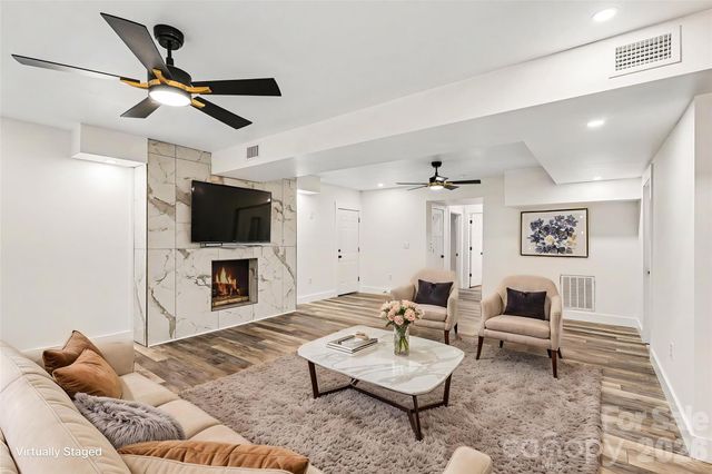 6201 Cory Bret Lane, Charlotte, NC 28278