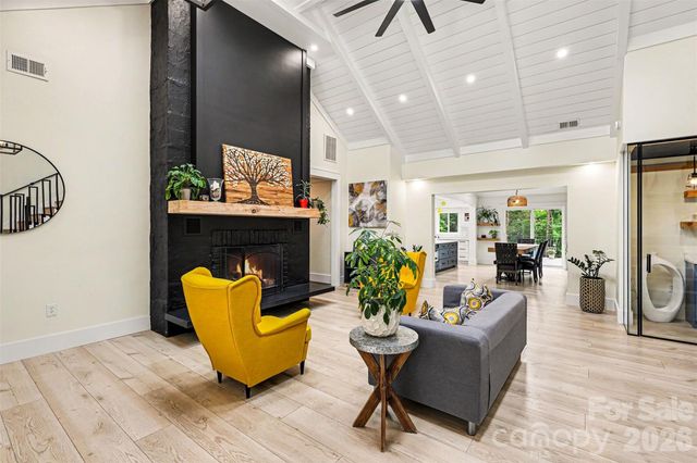 6201 Cory Bret Lane, Charlotte, NC 28278