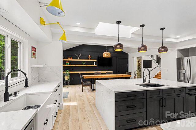 6201 Cory Bret Lane, Charlotte, NC 28278