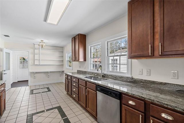 66 Bradford Avenue, Mobile, AL 36604