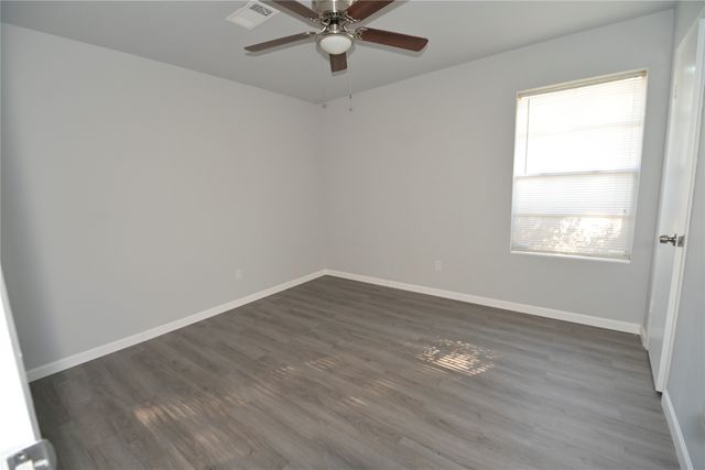 112 Forestwood Drive, Corinth, TX 76210