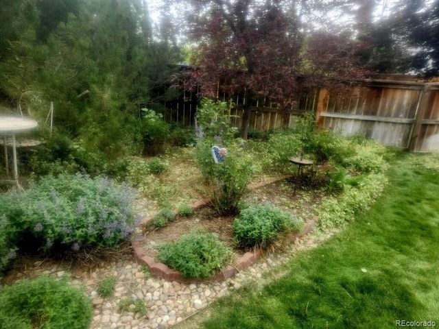 9674 Kalamere Court, Highlands Ranch, CO 80126