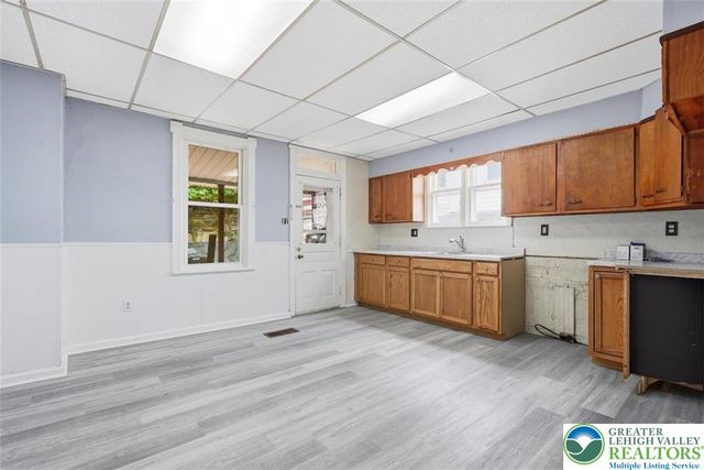 223 West High Street, Nesquehoning Boro, PA 18240