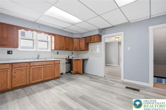 223 West High Street, Nesquehoning Boro, PA 18240