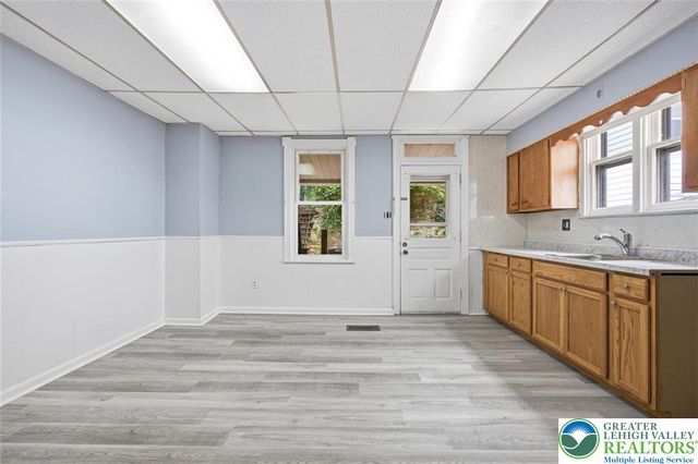 223 West High Street, Nesquehoning Boro, PA 18240