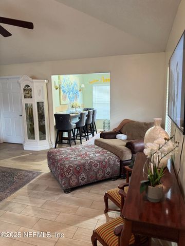 5227 BUNCHE Drive, Jacksonville, FL 32209