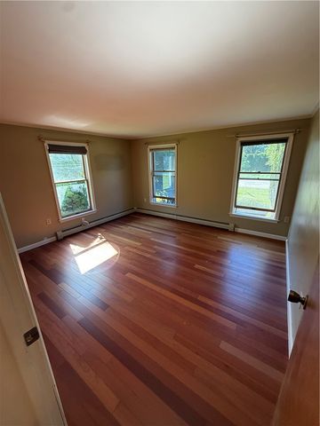 9 Michael Drive, Bristol, RI 02809