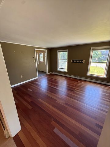 9 Michael Drive, Bristol, RI 02809