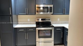 120 Royal Park Dr 2D, Oakland Park, FL 33309