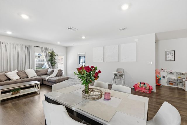 3934 Dickinson Avenue, Celina, TX 76227