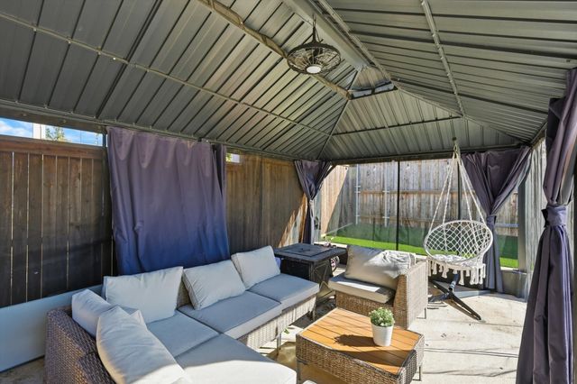 3934 Dickinson Avenue, Celina, TX 76227