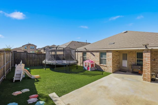 3934 Dickinson Avenue, Celina, TX 76227