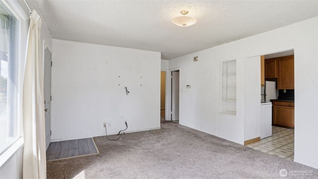 1107 E Chicago Street, Kent, WA 98030